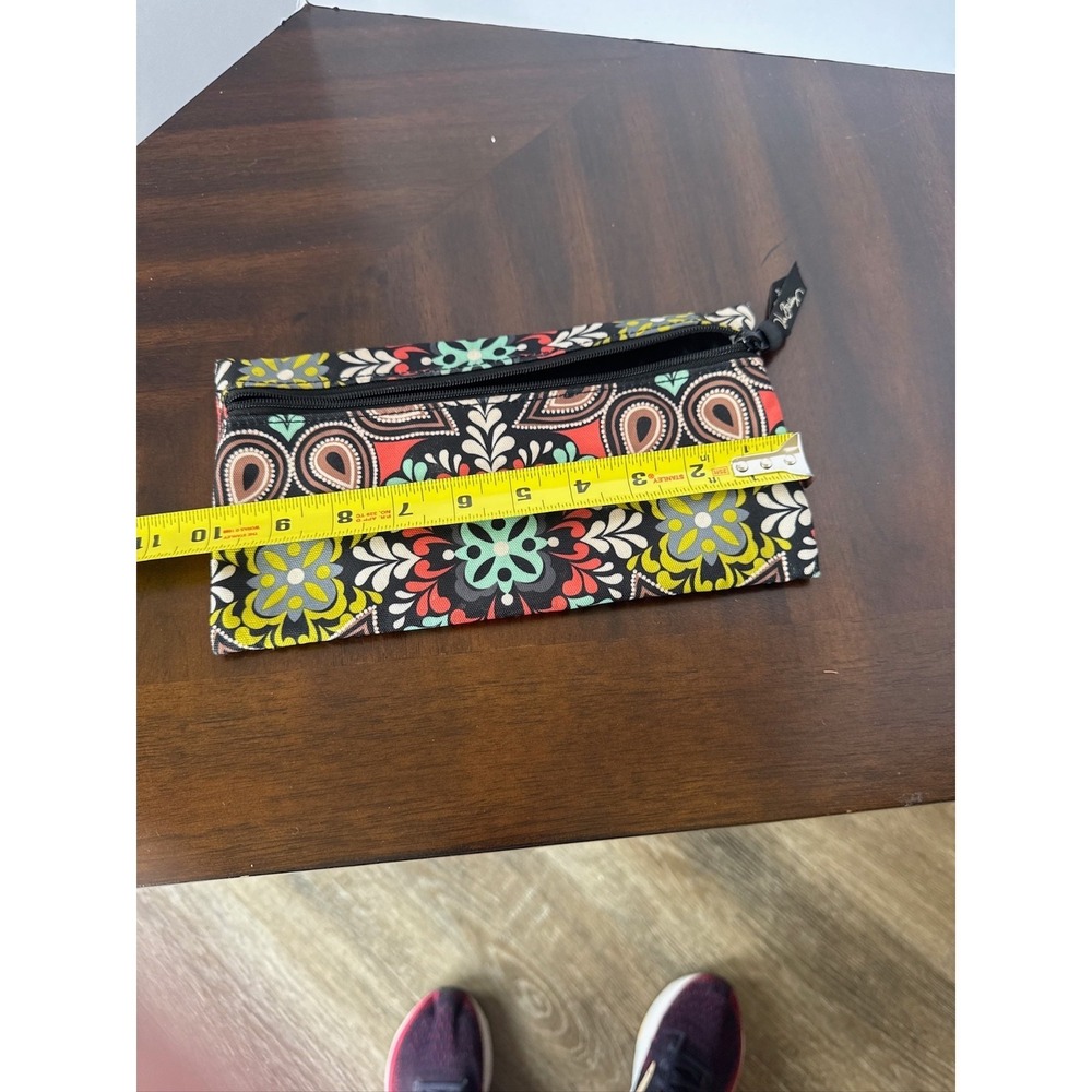 Vera Bradley Floral Quilted Cotton Zip Wallet Clutch Organizer - Picture 5 of 6